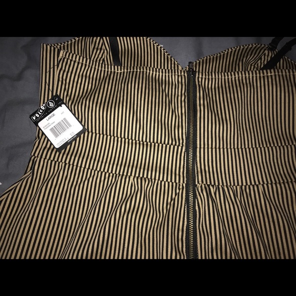 NWT Volcom tan and black pinstriped dress - Picture 7 of 7